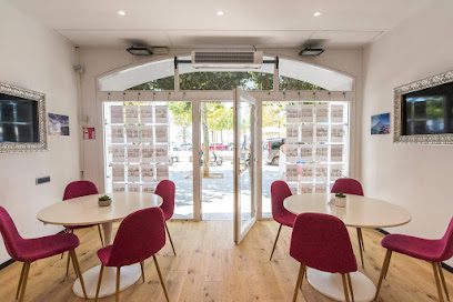 ACP IMMO ROSES AGENCE IMMOBILIERE Placa de Catalunya 4 17480 Roses Girona