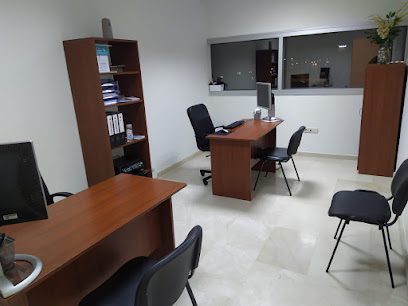 AGINSA Agentes Inmobiliarios y Servicios de Alquiler Avd Republica Argentina 28 Edificio Domocenter Planta 3 oficina 13 moulo 2 41930 Bormujos Sevilla