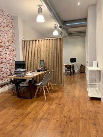 CASA INMO Av. de los Pirineos No11 Bajo 22300 Barbastro Huesca