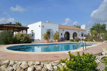 Calida Homes Property Consultancy Av. Andalucia 04660 Arboleas Almeria