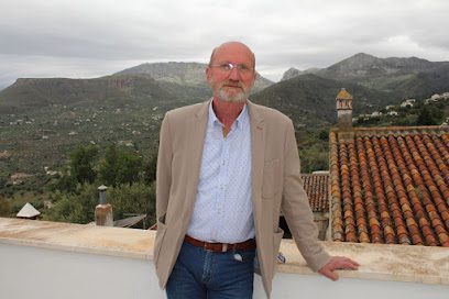 Country Life Properties Real Estate and Consultancy Escalerillas 30 29711 Alcaucin Malaga