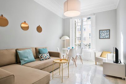 Equinox Urban Housing Barcelona Carrer de Maria Cubi 78 local 15 08006 Barcelona