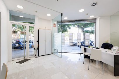 Expercasa San Isidro Carrer de Nicolau Primitiu Gomez Serrano Carrer del Professor Angel Lacalle 14 46014 Valencia