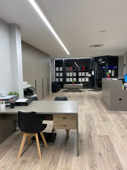 FINQUES OSCAR C. Major 156 Baixos Local 2 17190 Salt Girona