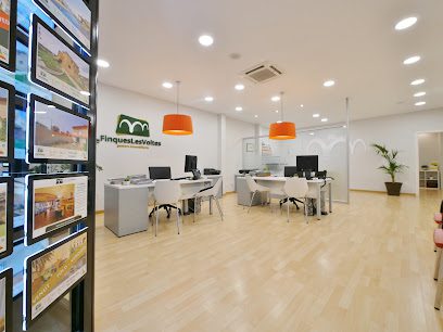 Finques les Voltes Carrer dels Valls 21 17200 Palafrugell Girona