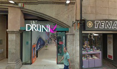 G.D.C. Inmobiliaria C. de Joaquin Costa 8 44001 Teruel