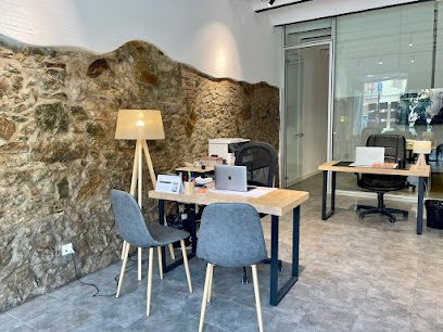 IMMOTECNICS Real Estate Agency La Riera 32 08393 Caldes dEstrac Barcelona
