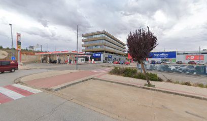 INMOBILIARIA M.R Centro de Negocios Las Camaretas Calle Naranjo 6 42190 Golmayo Soria
