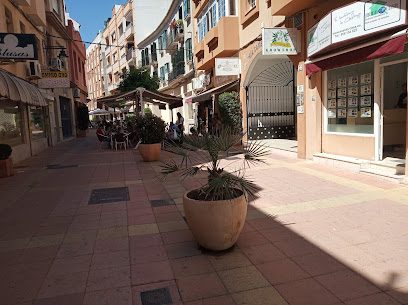 INMOBILIARIA MUNDO CASA C. Emilio Castelar 11207 Algeciras Cadiz