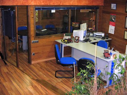 Immobiliaria immopoblalillet.com Carrer dAntoni Costa 10 08696 La Pobla de Lillet Barcelona