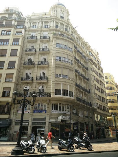 Inmoamiga Carrer de les Garrigues 15 puerta 9 46001 Valencia Valencia