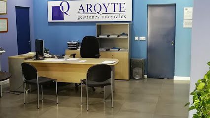 Inmobiliaria Arqyte Corre. Capuchinos 14 Bajo 23740 Andujar Jaen