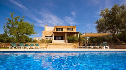 Inmobiliaria Cala Santanyi Placa Major 11 07650 Santanyi Illes Balears