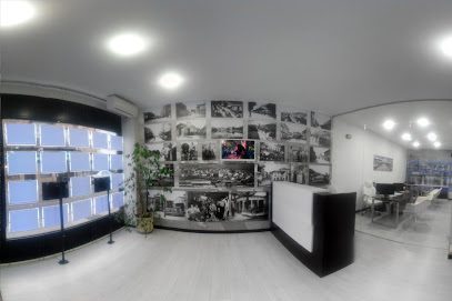 Inmobiliaria FINCAS GALICIA Av. de Portugal 15 32600 Verin Province of Ourense