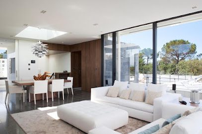 Inmobiliaria Farina R. Alcalde Lorenzo 1 15220 Bertamirans A Coruna