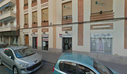 Inmobiliaria Las Casas C. Postas 31 13002 Ciudad Real