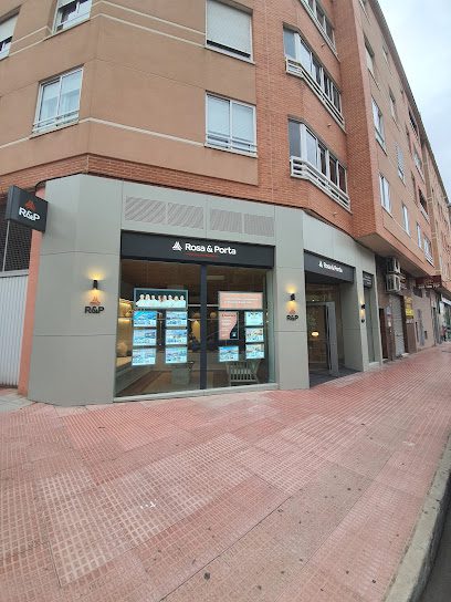 Inmobiliaria Rosa y Porta Av. de Granada 21 30500 Molina de Segura Murcia