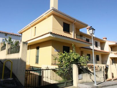 Inmobiliaria Tasarenas 1o Pl. del Condestable Davalos 2 05400 Arenas de San Pedro Avila