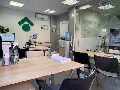 Inmobiliaria Tecnocasa Manoteras Hortaleza C. de Somontin 67 LOCAL 28033 Madrid