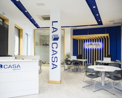 Inmobiliaria en La Casa Agency Delicias Paseo de las Delicias 122 local 4 28045 Madrid