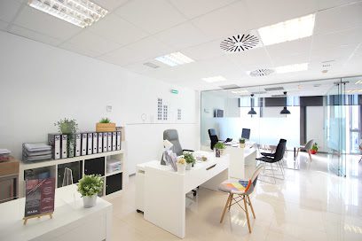 Inmobiliaria en Pamplona ULLOA Servicios Inmobiliarios S.L. Poligono Berroa Edificio La Estrella 2 Of. 204 31192 31192 Tajonar Navarra