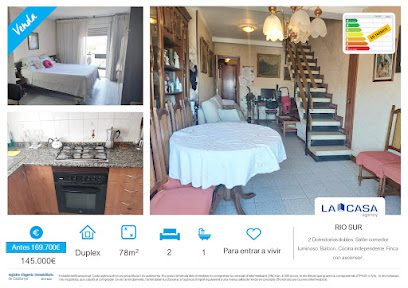Inmobiliaria en Santa Coloma de Gramanet La Casa Agency Carrer dels Sagarra 27 08922 Santa Coloma de Gramenet Barcelona