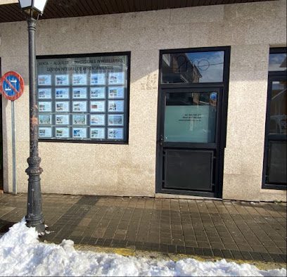 Inmobiliaria2MP C. de los Panaderos 44 28410 Manzanares el Real Madrid