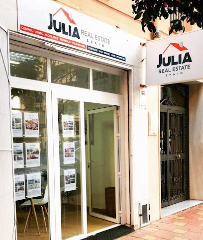 JULIA REAL ESTATE SPAIN C. Juan Ramon Jimenez Local 2 29640 Fuengirola Malaga