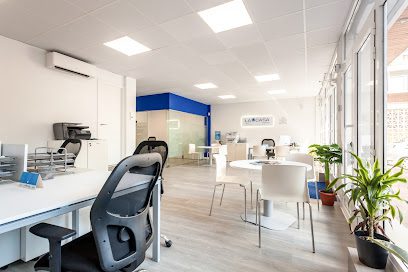 LA CASA AGENCY PUNTO BELLVITGE S.L Carrer de Franca 44A 08907 LHospitalet de Llobregat Barcelona