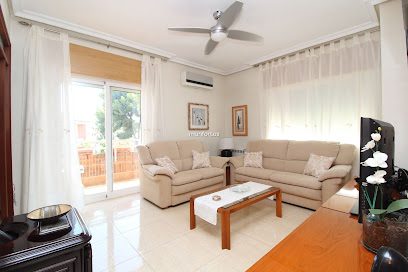 MUNFORT Inmobiliaria Internacional C. San Juan 1 2oA 03190 Pilar de la Horadada Alicante