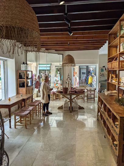 Palazzino Living House of Homes Carrer del Bisbe 6 07650 Santanyi Illes Balears