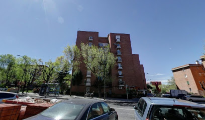 Tecnocasa Agencia Inmobiliaria C. del Camino de los Vinateros 111 28030 Madrid