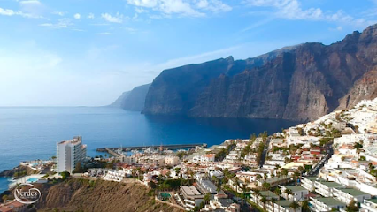 Verdes Tenerife Real Estate Agency C. Flor de Pascua 2 Local 1 38683 Acantilados de Los Gigantes Santa Cruz de Tenerife